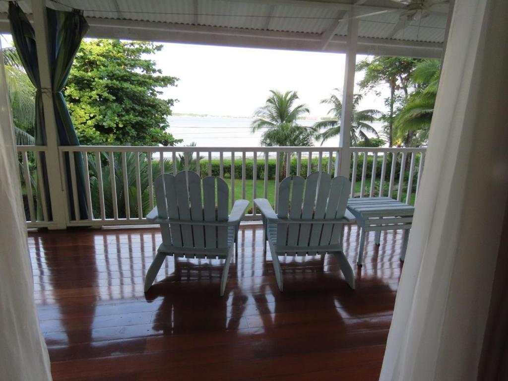 Sand Dollar Beach Bed & Breakfast Bocas del Toro Exterior photo