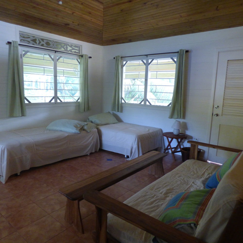 Sand Dollar Beach Bed & Breakfast Bocas del Toro Exterior photo